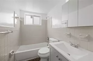 1999 N Glades Dr, North Miami Beach, FL 33162 - Photo 9