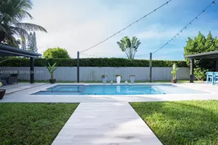 15420 SW 156th Terrace, Miami, FL 33187 - Photo 19