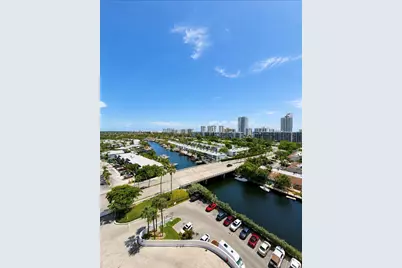 2500 Parkview Dr #1207, Hallandale Beach, FL 33009 - Photo 11