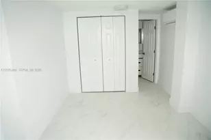 1640 NE 172nd St, North Miami Beach, FL 33162 - Photo 9
