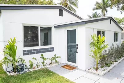 1640 NE 172nd St, North Miami Beach, FL 33162 - Photo 1