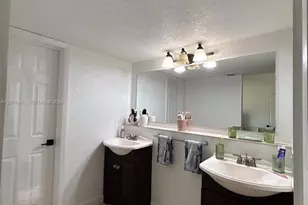 6305 Gage Pl, Miami Lakes, FL 33014 - Photo 21