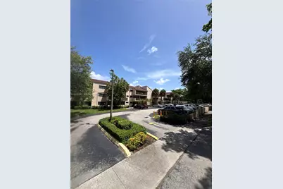 6305 Gage Pl #309A, Miami Lakes, FL 33014 - Photo 3