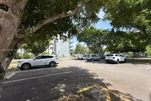 11301 SW 200th St, Miami, FL 33157 - Photo 9