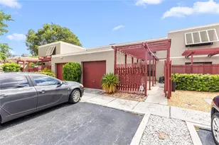 1231 W Fairway Rd, Pembroke Pines, FL 33026 - Photo 1
