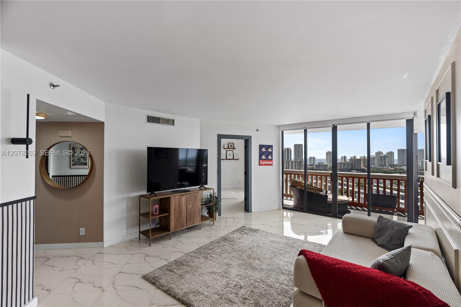1000 W Island Blvd #2803 - 1000 W Island Blvd #2803, Aventura, FL 33160 Luxury Property | Jose Angel Pina