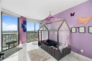 1000 W Island Blvd, Aventura, FL 33160 - Photo 35