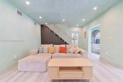 22 NE 44th St #0, Miami, FL 33137 - Photo 7