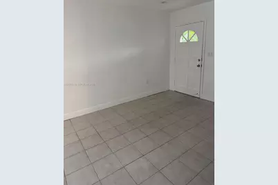 3445 NW 2nd Ter #3445, Miami, FL 33125 - Photo 3