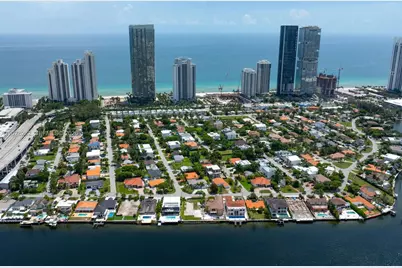 18970 N Bay Rd, Sunny Isles Beach, FL 33160 - Photo 9