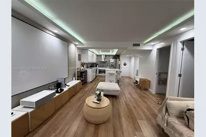 401 Ocean Dr #325, Miami Beach, FL 33139 - Photo 3