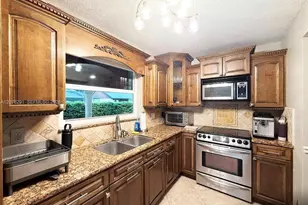14719 SW 44th Ln, Miami, FL 33185 - Photo 21