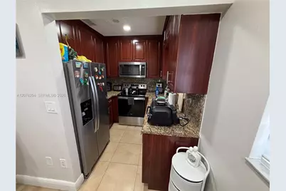 5935 W 26th Ave #204, Hialeah, FL 33016 - Photo 9