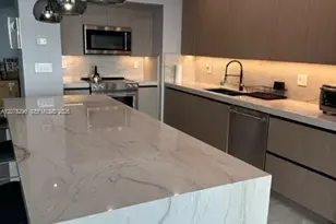 19500 Turnberry Way, Aventura, FL 33180 - Photo 3