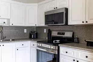 11900 SW 110th St Cir E, Miami, FL 33186 - Photo 9