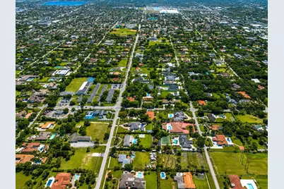 6450 SW 102nd Ave, Miami, FL 33173 - Photo 5