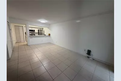 18226 S Mediterranean Blvd #3-16, Hialeah, FL 33015 - Photo 3