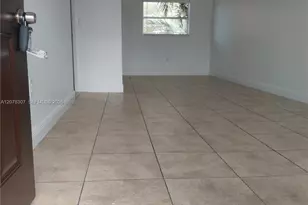 5461 W 24th Ave, Hialeah, FL 33016 - Photo 5