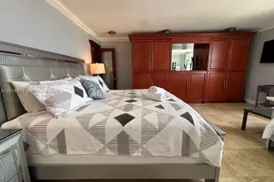 5151 Collins Ave, Miami Beach, FL 33140 - Photo 13