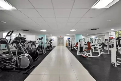 400 Leslie Dr #605, Hallandale Beach, FL 33009 - Photo 25