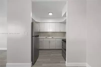 1979 N Glades Dr #04, North Miami Beach, FL 33162 - Photo 3