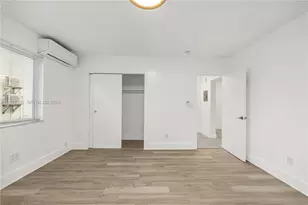 1979 N Glades Dr, North Miami Beach, FL 33162 - Photo 11