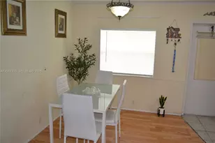 19800 SW 180th Ave, Miami, FL 33187 - Photo 9