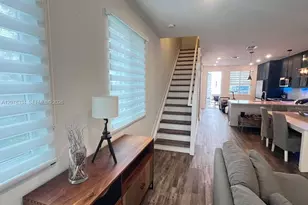 10229 NW 64th Terrace, Doral, FL 33178 - Photo 19
