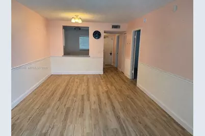 9420 Poinciana Pl #206, Davie, FL 33324 - Photo 3