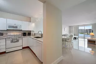 18100 N Bay Rd, Sunny Isles Beach, FL 33160 - Photo 3