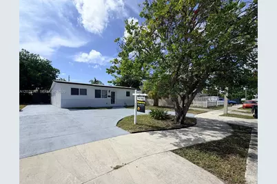 4130 NW 11th Ave, Oakland Park, FL 33309 - Photo 1