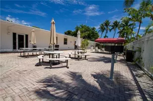 3660 NE 166th St, North Miami Beach, FL 33160 - Photo 11