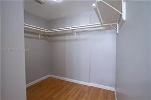 3660 NE 166th St, North Miami Beach, FL 33160 - Photo 23