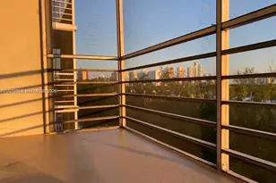 3660 NE 166th St, North Miami Beach, FL 33160 - Photo 7