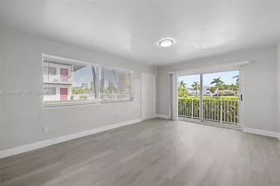 1989 N Glades Dr #8, North Miami Beach, FL 33162 - Photo 7