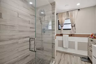 9852 NW 52nd Terrace, Doral, FL 33178 - Photo 33
