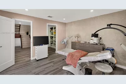 9852 NW 52nd Ter, Doral, FL 33178 - Photo 21