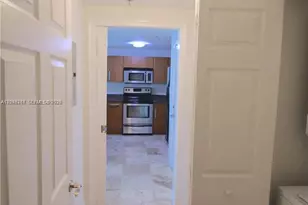 6362 Collins Ave, Miami Beach, FL 33141 - Photo 11