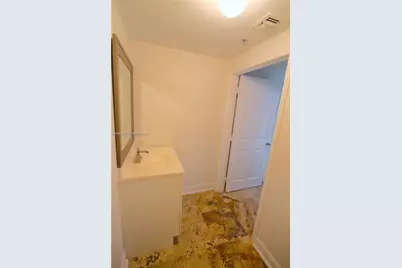 6362 Collins Ave #310, Miami Beach, FL 33141 - Photo 9