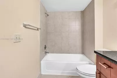 3370 Pinewalk Dr N #1222, Margate, FL 33063 - Photo 21