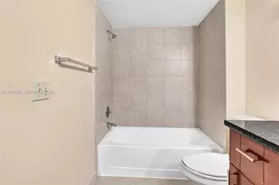 3370 Pinewalk Dr N, Margate, FL 33063 - Photo 21