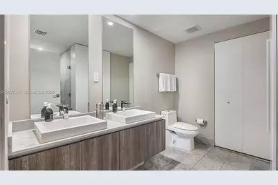 801 S Miami Ave #4407, Miami, FL 33130 - Photo 11