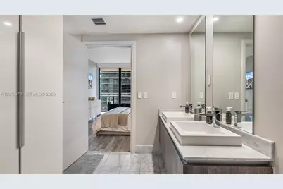 801 S Miami Ave #4407, Miami, FL 33130 - Photo 13