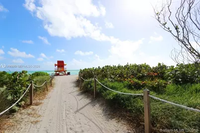 2401 Collins Ave #1711, Miami Beach, FL 33140 - Photo 27