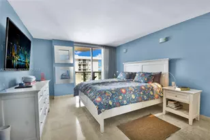 2401 Collins Ave, Miami Beach, FL 33140 - Photo 11