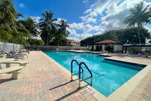 700 Sorrento Dr, Weston, FL 33326 - Photo 33