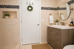 700 Sorrento Dr, Weston, FL 33326 - Photo 21