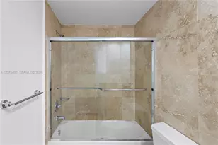 1650 Brickell Ave, Miami, FL 33129 - Photo 17