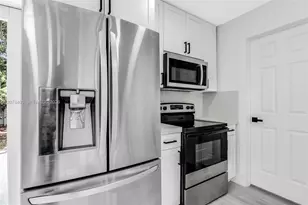655 SW 6th Terrace, Florida City, FL 33034 - Photo 21