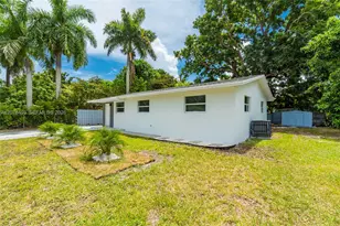 655 SW 6th Terrace, Florida City, FL 33034 - Photo 5